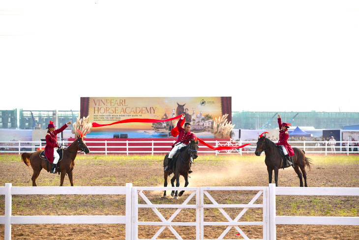 Vinpearl Horse Academy Vũ Yên khai trương kỹ thuật ngày 1/6/2024, là học viện cưỡi ngựa chuyên nghiệp, được đầu tư bài bản nhất Việt Nam Vinpearl Horse Academy Vũ Yên khai trương kỹ thuật ngày 1/6/2024, là học viện cưỡi ngựa chuyên nghiệp, được đầu tư bài bản nhất Việt Nam