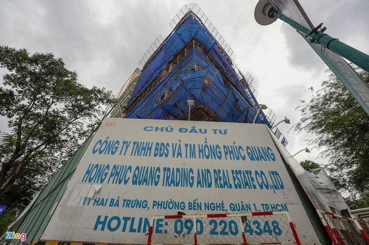 Năm 2017, Công ty TNHH Bất động sản và thương mại Hồng Phúc Quang nhận chuyển nhượng khách sạn với hiện trạng là phần thô và ngổn ngang vật liệu. Tuy nhiên, từ đó đến nay, dự án không có dấu hiệu tiếp tục thi công.