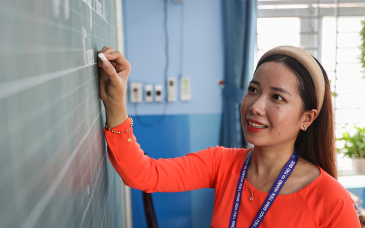 Giáo viên Trường Tiểu học Đinh Tiên Hoàng, TP. Thủ Đức, TP.HCM