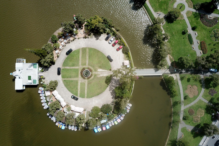 Nhà hàng Thủy Tạ