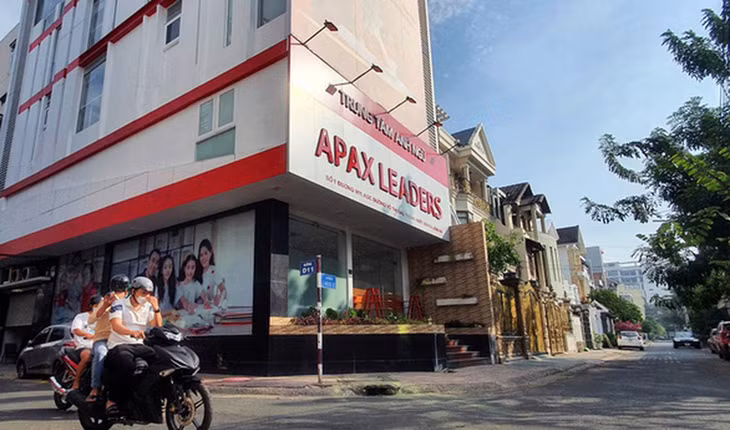 Cổ phiếu công ty 'Shark' Thủy bị đình chỉ ngay khi lên UPCoM. Ảnh minh họa