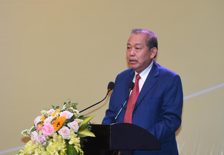 Phát biểu khai mạc Hội nghị, Phó Thủ tướng Thường trực Trương Hòa Bình nhấn mạnh chúng ta đã đạt được những kết quả rất tích cực, thiết lập những nền tảng quan trọng cho ĐBSCL tiếp tục phát triển thịnh vượng, cất cánh trong thời gian tới. Ảnh: VGP
