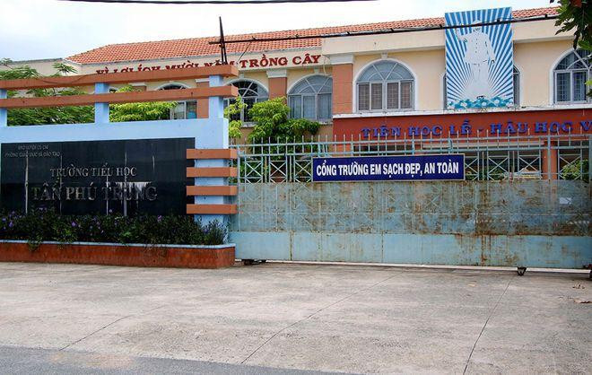 Đề nghị truy tố 4 bị can liên quan đến những sai phạm trong việc rút ruột, nâng khống chi phí cải tạo, sửa chữa nhiều trường học ở huyện Củ Chi