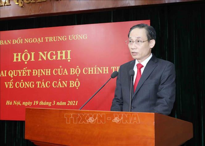Đồng chí Lê Hoài Trung, Ủy viên Trung ương Đảng, Trưởng Ban Đối ngoại Trung ương phát biểu. Ảnh: TTXVN