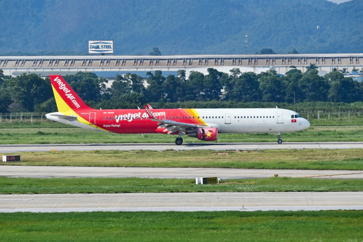 Máy bay tại sân bay quốc tế Nội Bài Máy bay tại sân bay quốc tế Nội Bài