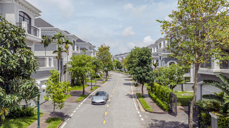 Dãy biệt thự Clubhouse Villa đã hoàn thiện, sẵn sàng chào đón chủ nhân về an cư và tận hưởng cuộc sống với gói nội thất cao cấp trị giá 3 tỷ đồng.