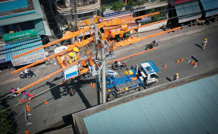 Ngành điện tăng cường kiểm tra, bảo trì lưới điện trước kỳ nghỉ lễ 2/9. Ngành điện tăng cường kiểm tra, bảo trì lưới điện trước kỳ nghỉ lễ 2/9.
