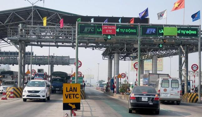 Thu phí không dừng là giải pháp quan trọng nhằm hạn chế tình trạng ùn tắc giao thông