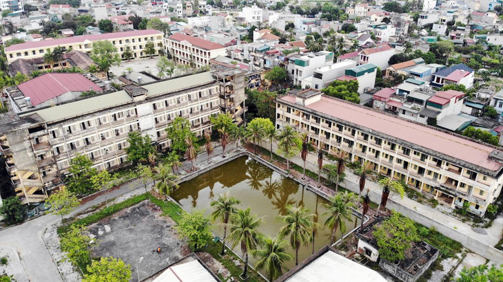 Hàng trăm phòng ký túc xá của Đại học Hồng Đức bị bỏ hoang nhiều năm nay