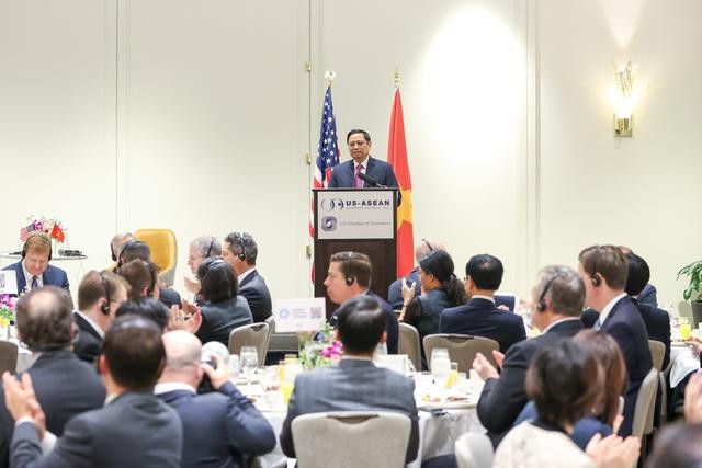 Thủ tướng cho biết ông sẵn sàng đối thoại với bất kỳ ai trên thế giới về nền kinh tế Việt Nam, tình hình tại Việt Nam. Ảnh: VGP