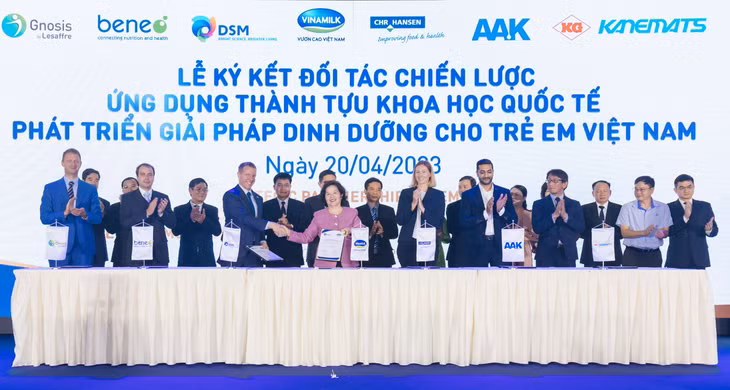 VNM ký kết đối tác chiến lược với 6 tập đoàn dinh dưỡng hàng đầu thế giới