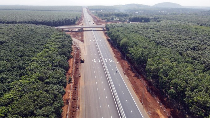 Nút giao cao tốc Phan Thiết - Dầu Giây với Quốc lộ 56 qua TP. Long Khánh, tỉnh Đồng Nai