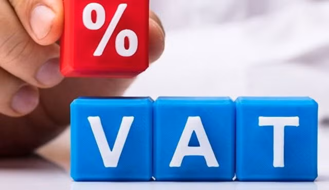 Chính phủ rút lại đề xuất giảm thuế 2% VAT cho bất động sản, bảo hiểm, ngân hàng