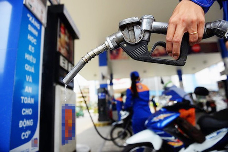 Từ 15h ngày 11/5, giá xăng giảm mạnh còn 20.130 đồng/lít