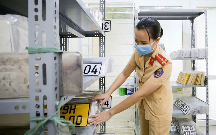 Từ ngày 1/1/2025, việc đăng ký xe nhập khẩu sẽ được thực hiện toàn trình