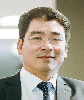 Ông Bùi Khắc Sơn, Chủ tịch HĐQT Công ty CP Đầu tư và Xây dựng Xuân Mai