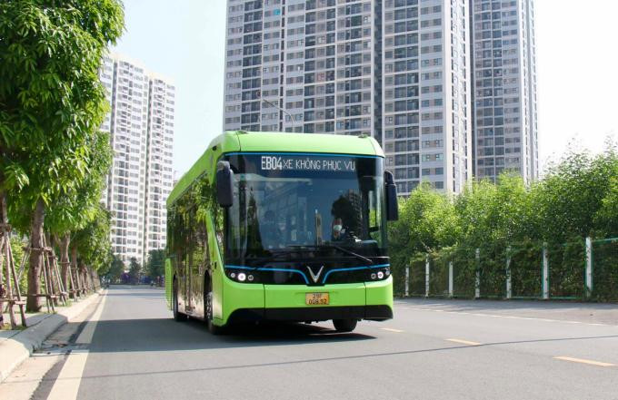 TP.HCM chấp thuận thí điểm 5 tuyến buýt điện trên địa bàn