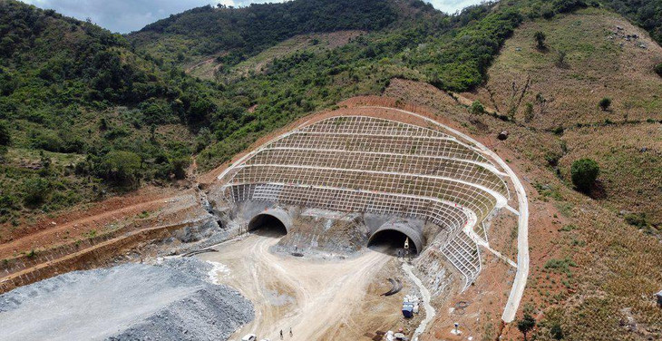 Dự án đường cao tốc Nha Trang - Cam Lâm có hạng mục hầm Dốc Sạn dài 700 m