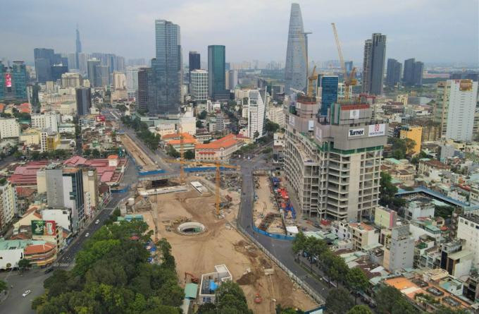 Mặt bằng phía trên ga Bến Thành của Metro số 1 Mặt bằng phía trên ga Bến Thành của Metro số 1