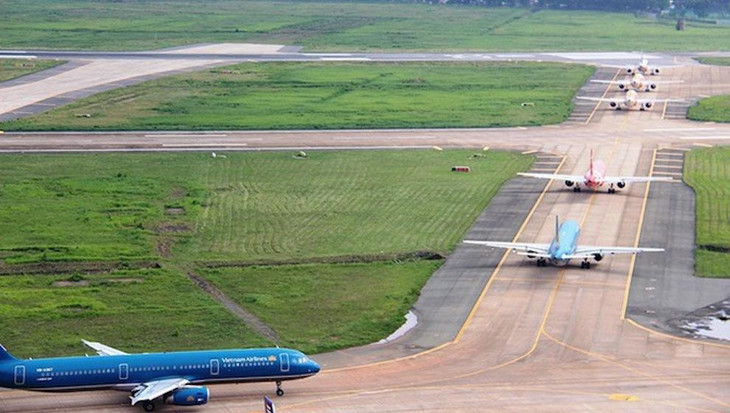 Sân bay Tân Sơn Nhất tạm đóng cửa đường băng 25R/07L để sửa chữa từ 21/2. Ảnh minh họa