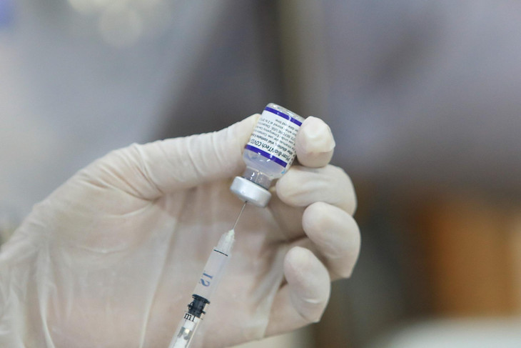 Bộ Y tế đang hoàn tất thủ tục mua vắc xin Pfizer cho trẻ em từ 5 đến dưới 12 tuổi