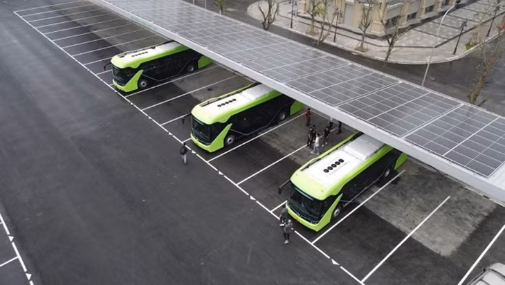 Dòng bus điện đầu tiên của VinBus ở Hà Nội