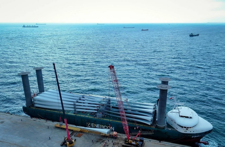 Tàu ESHIP 1 cập Cảng biển Quốc tế Trung Nam Cà Ná Tàu ESHIP 1 cập Cảng biển Quốc tế Trung Nam Cà Ná