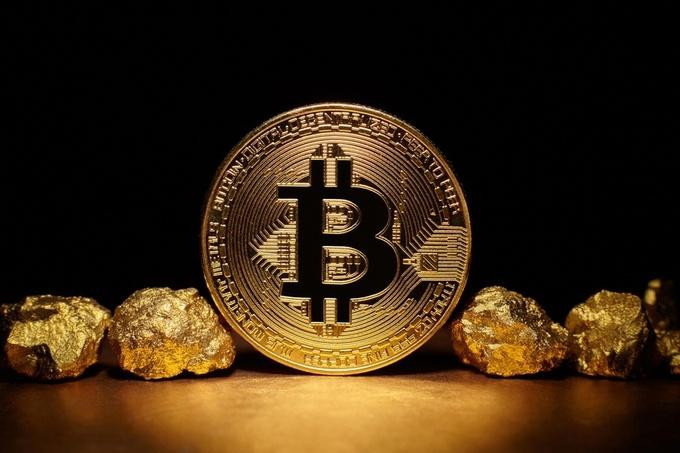 Bitcoin là tiền ảo có giá trị nhất hiện nay. Ảnh: Reuters
