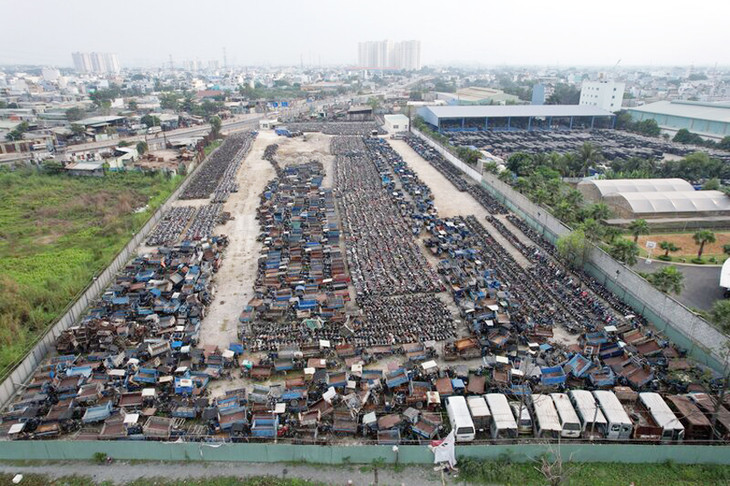 Nhiều kho, bãi giữ xe vi phạm ở TPHCM đang quá tải