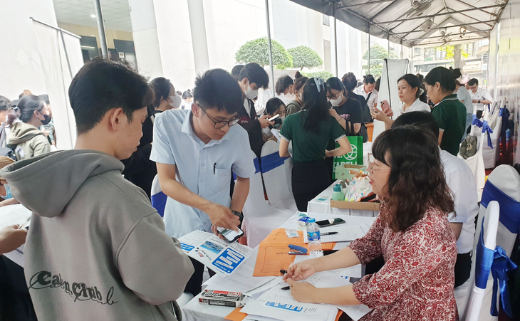 Theo dự báo của Trung tâm Dự báo nhu cầu nhân lực và Thông tin thị trường lao động TP.HCM, quý I/2024 TP.HCM cần khoảng 77.500 - 86.000 chỗ làm việc