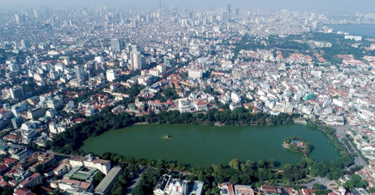 Hồ Gươm nhìn từ trên cao