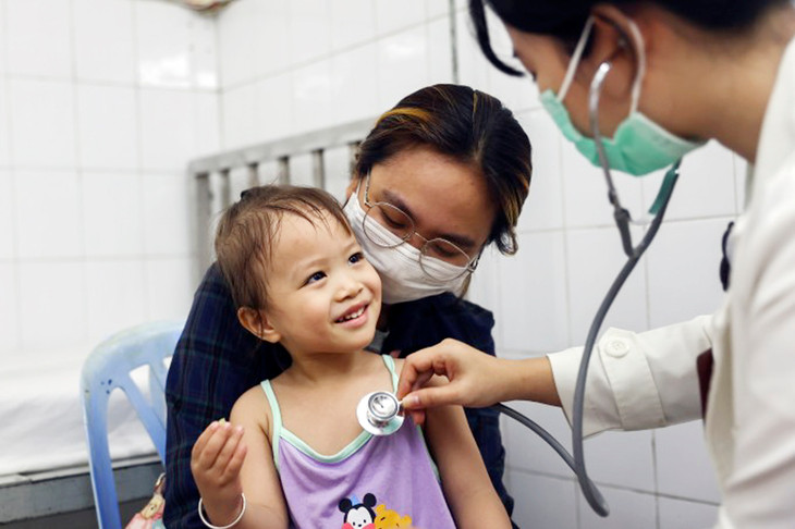 Bác sĩ khám bệnh tại Bệnh viện Nhiệt đới TP.HCM Bác sĩ khám bệnh tại Bệnh viện Nhiệt đới TP.HCM