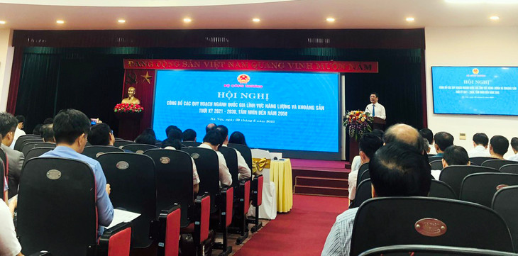 Bộ trưởng Bộ Công Thương Nguyễn Hồng Diên phát biểu tại hội nghị. Ảnh: Nguyễn Thủy