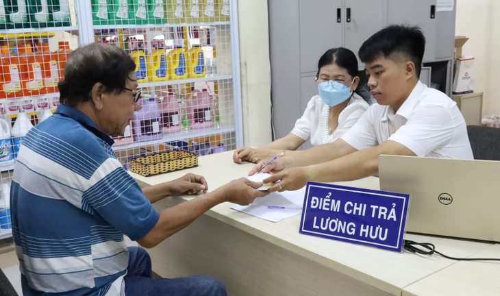 Chi trả lương hưu cả nước sau lễ Quốc khánh, xong trước ngày 10/9