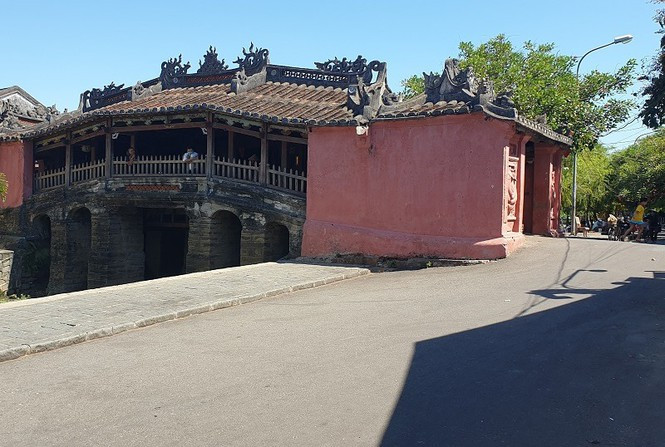 Điểm du lịch Chùa Cầu (Hội An) vắng bóng người dân và du khách