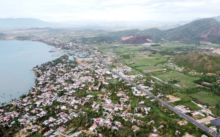 Khánh Hòa thu hút 14 dự án mới hơn 10.600 tỷ đồng. Ảnh minh họa Khánh Hòa thu hút 14 dự án mới hơn 10.600 tỷ đồng. Ảnh minh họa