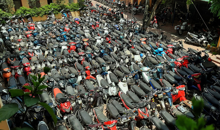Đấu giá hơn 2.100 xe máy vi phạm, giá từ 600.000 đồng/chiếc. Ảnh minh họa Đấu giá hơn 2.100 xe máy vi phạm, giá từ 600.000 đồng/chiếc. Ảnh minh họa