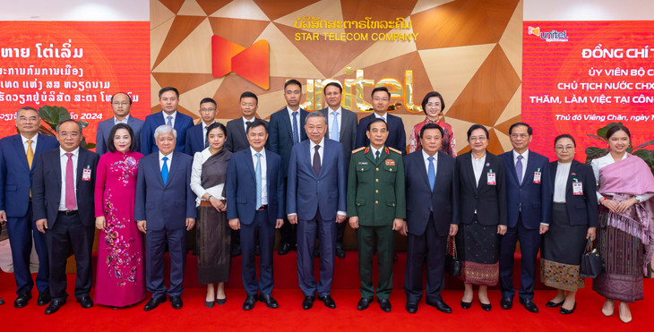Chủ tịch nước Tô Lâm thăm và làm việc tại Công ty Star Telecom - Công ty Liên doanh của Viettel tại Lào (Unitel)