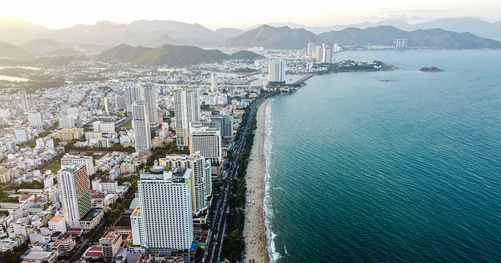 Tuyến đường ven biển Trần Phú tại thành phố Nha Trang