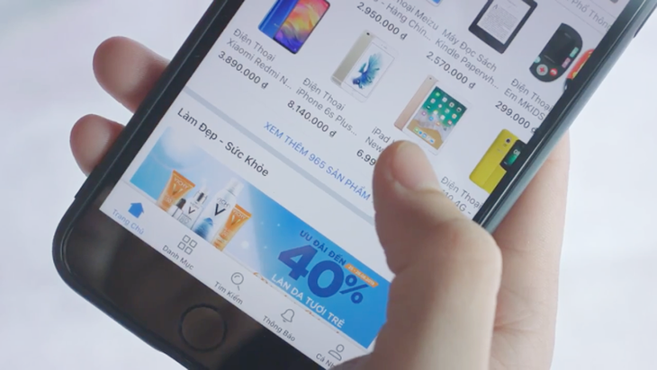 Góc gian hàng bán đồ công nghệ của một ứng dụng thương mại điện tử