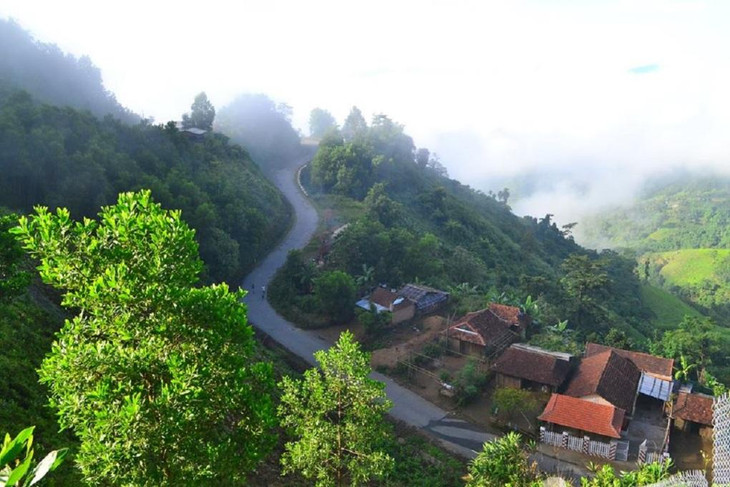 Huyện Trà Bồng, một trong những địa phương có nhiều hộ gia đình được chi tiền hỗ trợ thoát nghèo sai quy định Huyện Trà Bồng, một trong những địa phương có nhiều hộ gia đình được chi tiền hỗ trợ thoát nghèo sai quy định