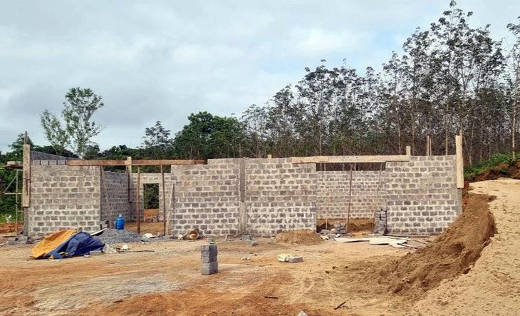 Nhiều công trình xây dựng trái phép trong phạm vi dự án cao tốc Bắc - Nam Nhiều công trình xây dựng trái phép trong phạm vi dự án cao tốc Bắc - Nam