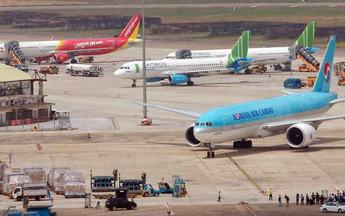 Số khách quốc tế qua các cảng hàng không Việt Nam đạt khoảng 321.000 trong Quý 1, tăng 176% so với cùng kỳ năm trước