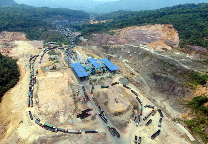 Hạ tầng tại cửa khẩu quốc tế La Lay chưa đồng bộ, thường xuyên xảy ra ùn tắc lúc cao điểm