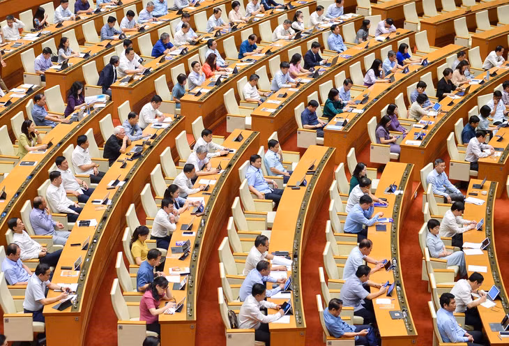 Các đại biểu tham dự phiên họp