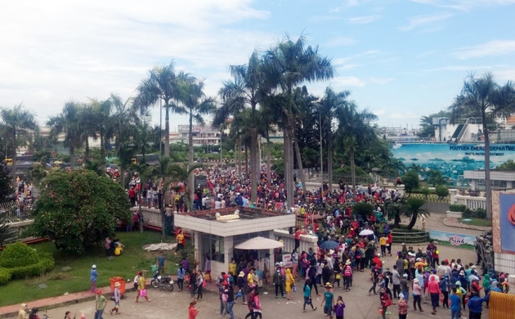 Công nhân Công ty PouYuen chấm dứt hợp đồng lao động được nhận tiền hỗ trợ của doanh nghiệp. Ảnh minh họa Công nhân Công ty PouYuen chấm dứt hợp đồng lao động được nhận tiền hỗ trợ của doanh nghiệp. Ảnh minh họa