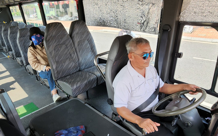 Nhân viên xe buýt tại Đà Nẵng ngừng việc tập thể vì bị nợ lương