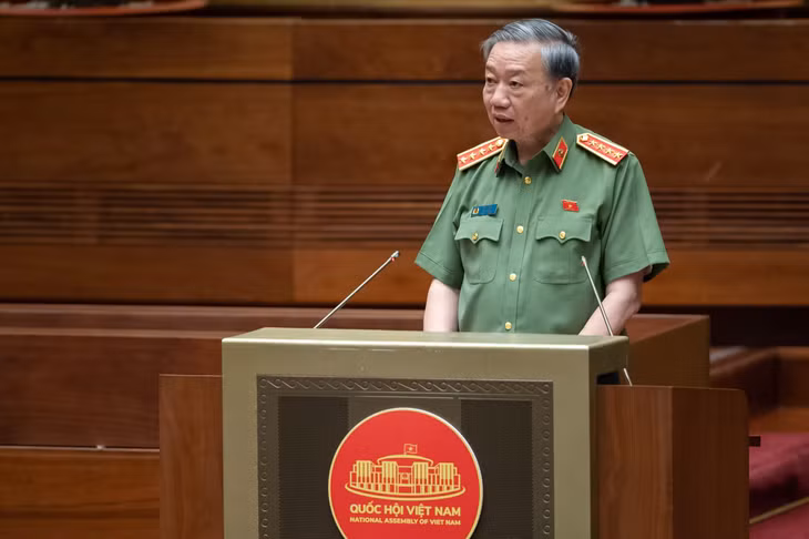 Bộ trưởng Bộ Công an Tô Lâm trình bày Tờ trình về Dự án Luật Căn cước công dân (sửa đổi)