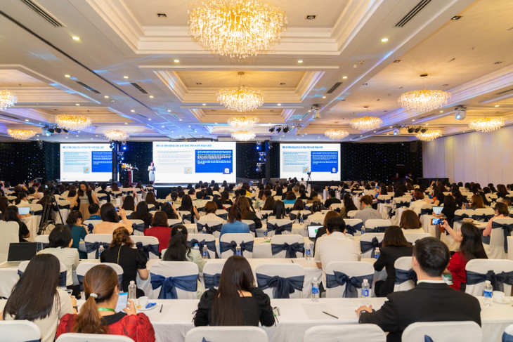 Không gian Hội nghị Luật Lao động Việt Nam 2023.