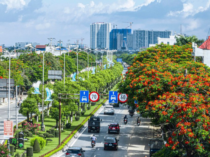 Đường Phạm Văn Đồng nối nội thành Hải Phòng với Đồ Sơn có một nút giao lắp camera phạt nguội và một điểm đo tốc độ tự động Đường Phạm Văn Đồng nối nội thành Hải Phòng với Đồ Sơn có một nút giao lắp camera phạt nguội và một điểm đo tốc độ tự động